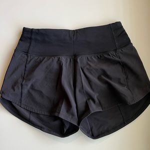 Lululemon speed up mid-rise shorts